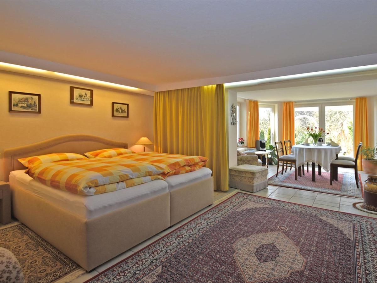 Cozy Apartment in Bellenberg with Sunbathing Lawn Horn-Bad Meinberg Exterior foto